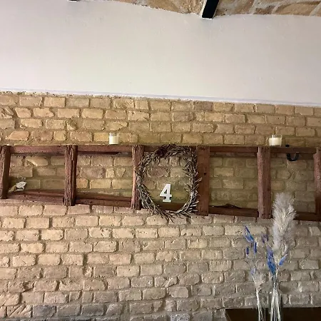 Casa A Ortona Con 2 Camere, Parcheggio E Mare A 10 Min 度假居 *