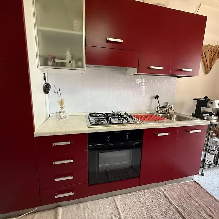 Casa A Ortona Con 2 Camere, Parcheggio E Mare A 10 Min *