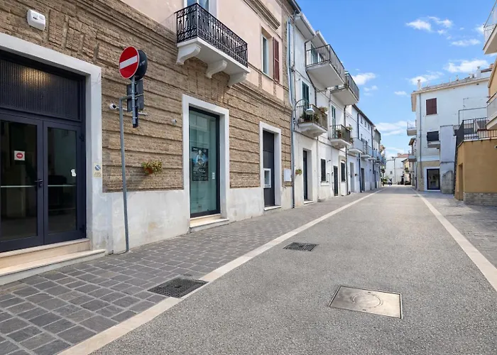 Casa A Ortona Con 2 Camere, Parcheggio E Mare A 10 Min Дом отдыха *