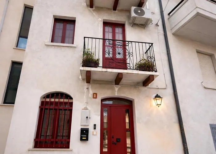 Casa A Ortona Con 2 Camere, Parcheggio E Mare A 10 Min Дом отдыха *